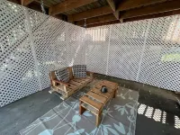 Adorable in-law studio w/private entrance-Minutes to downtown, 5 miles to beach! 韋斯特利住宿飯店