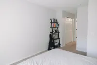 Cozy two bed, two bath townhome with 2 living spaces and 2 car garage Hotels in Forest Lake