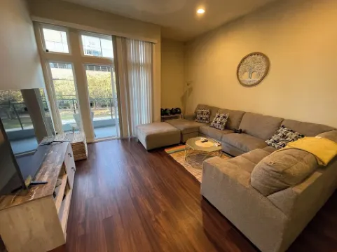 Cozy 2BD Large king & queen bed heart of Irvine Отели рядом с достопримечательностью «Ирвайн Музеум Коллекшен»