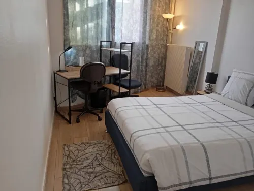 2 Bedroom Apartment in Ã‰vry-Courcouronnes Hotels in Courcouronnes