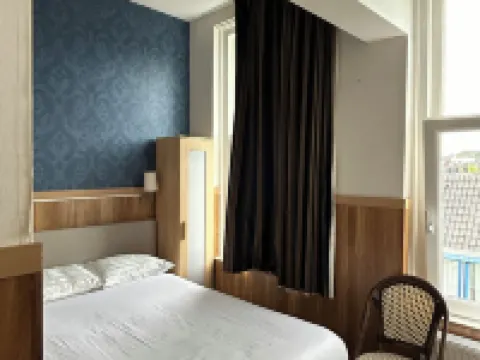 ホテル アイシス アムステルダムのホテル