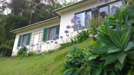 Guest House Teresópolis em área de proteção e birdwatching