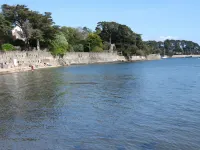 Golfe du Morbihan, 4-person apartment, private enclosed garden. Hotels in Arradon