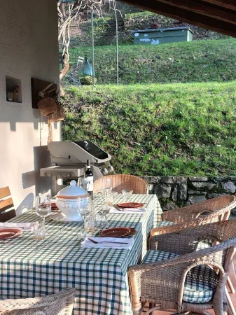 1 bedroom private vacation home in canzo