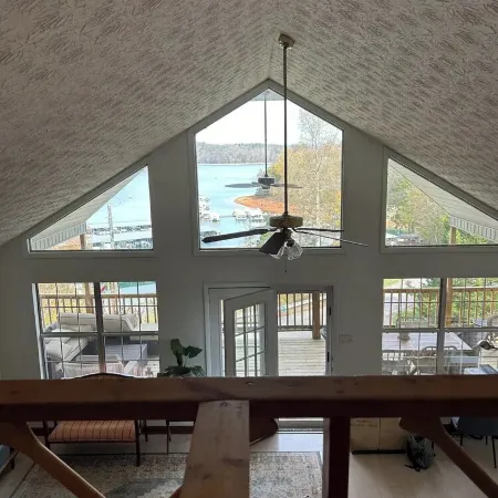 Lakehouse with Lake and Mountain views by Norris Lake TennesseeAndersonville