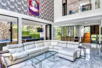 Exquisite 7-Bedroom Mansion in Escazú featuring Heated Pool, Jacuzzi, & Full AC. Hotels in Escazu