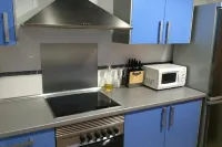 Preciosa Villa con Jardín y Piscina Privada