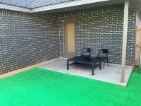 Beautiful new 3-bedroom townhome in Odessa with AC, WiFi. Enjoy your stay