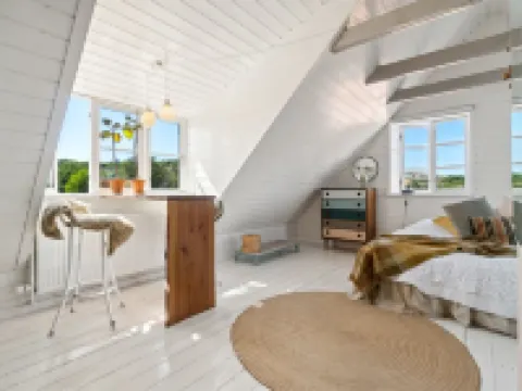 "Hebba" - 125m from the sea