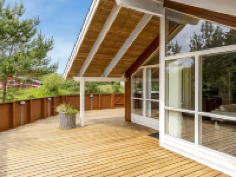 "Svenny" - 800m from the Sea