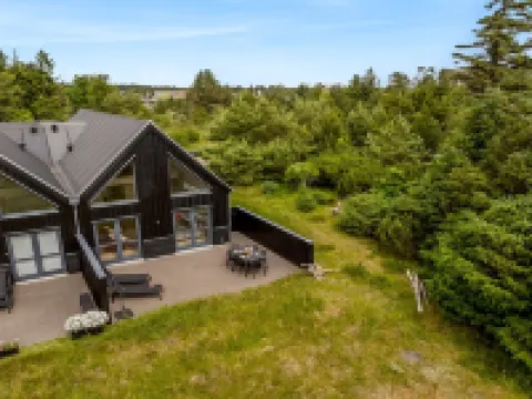 "Anelle" - 2.5km from the sea