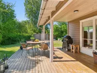 "Jovana" - 150m to the Fjord Hotel a Vig