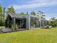 "Yukon" - 150m from the Sea