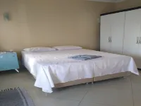 House Located in the Center of Guape Mg Hotels in Guape