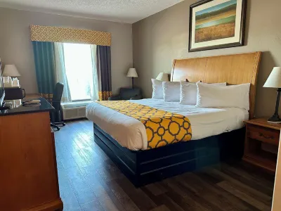 Baymont by Wyndham West Plains Hotels in der Nähe von Downtown Antiques Mall