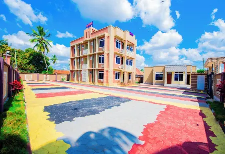HBE HOTEL Kigamboni Отели в г. Temeke