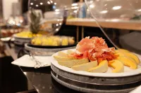 ベストウェスタン ホテル トルン - 朝食