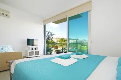 Too Coool Studio Apartment Coralli Resort Cyclops Cave 주변 호텔