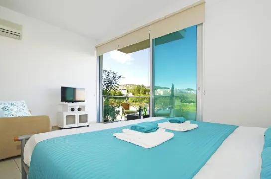 Too Coool Studio Apartment Coralli Resort