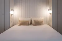 Imago Houses 2 - by MET