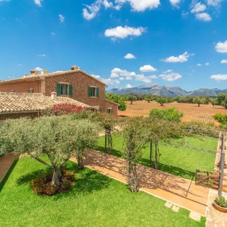 Son Catxo - Villa With Private Pool In Buger Отели в г. Бужер