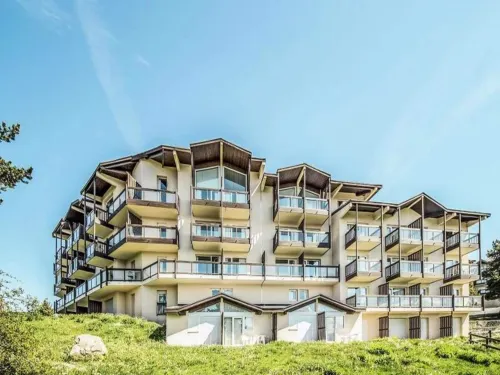 Studio in Font-Romeu with Pyrenees Views