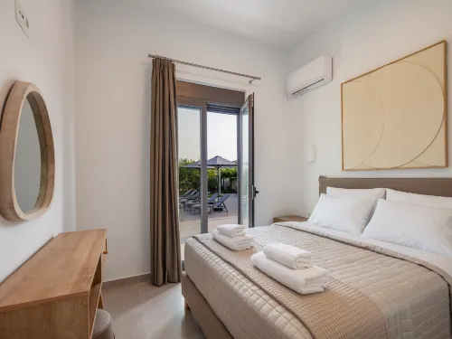 Villa in Rethymno with Private Pool - Villas