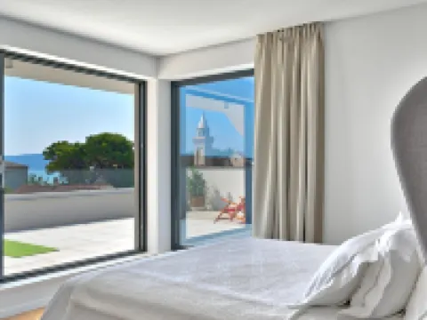 5-bedroom villa near Split with pool Hotel di 