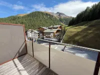 Black Summit Samnaun Hotel - Mountain view