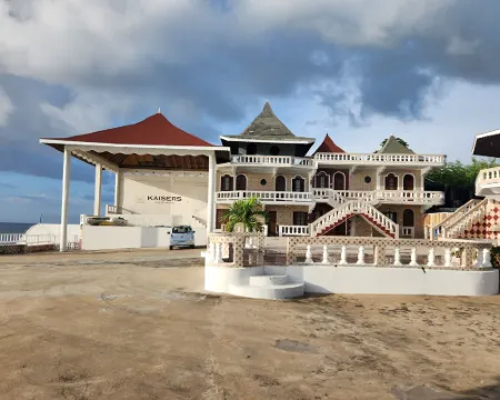 Kaisers Sunset Hotel -Adult Only -Negril Hotels in West End