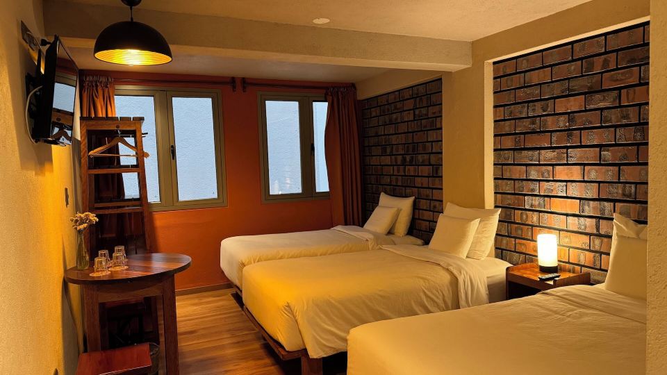 1911 Hotel