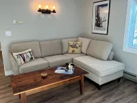 Absolute best ski on-off Slopeside location. Summer 2025 Reno just completed. Hoteles en Jay