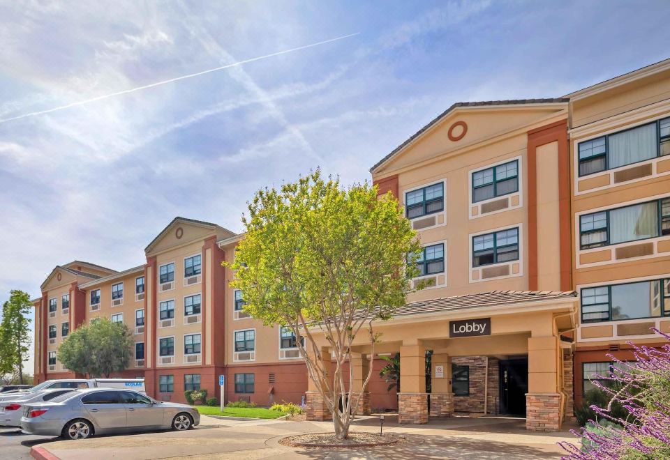 Extended Stay America Suites - Los Angeles - Burbank Airport - Hizvo