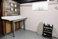 Cozy 3 Bedroom Bungalow Near Great Lakes Crossing & Pine Knob