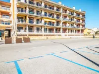 Apartment in Empuriabrava by the Beach