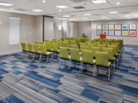 Holiday Inn Express ATLANTA AIRPORT-COLLEGE PARK by IHG Hotels in College Park