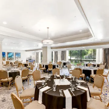 Embassy Suites by Hilton Anaheim Orange