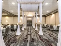 Crowne Plaza Milwaukee Airport by IHG Hotels near Pitman Theater