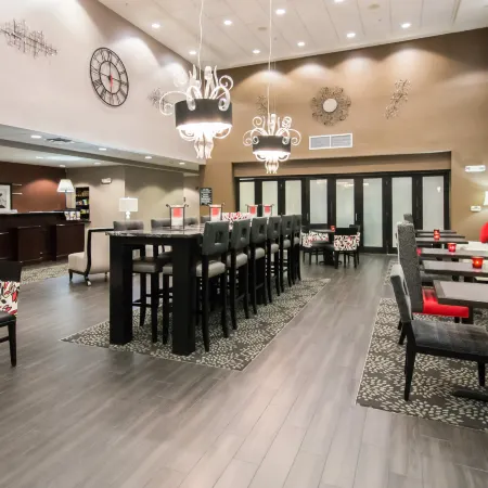 Hampton Inn & Suites Orlando-John Young Pkwy/S Park