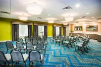 Holiday Inn Express & Suites Litchfield West