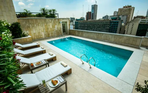 Hotel Grand Brizo Buenos Aires - parking
