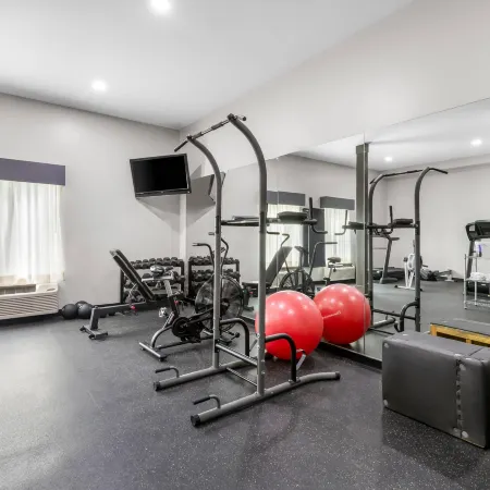 Brentwood Suites, Ascend Hotel Collection
