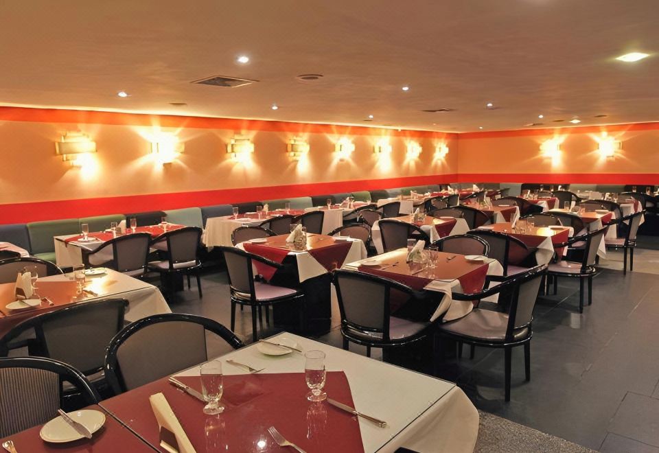 Royal Hotel TOYAMA TONAMI Over view