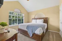 Spring Creek Escape - Balcony w/ Views - 3-Star
