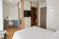 Elite Patras Suites