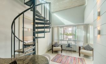 Apt w Jacuzzi and Sea View in Rio Vermelho Enc0307