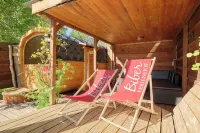 Unique vacation home with its own garden and only 20m to the water