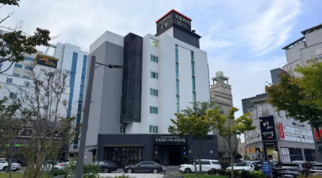 Mokpo Utopia Family Hotel