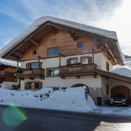 Unique Chalet in the Center of Elmau Near the Ski Lift