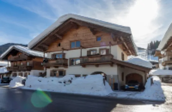 Unique Chalet in the Center of Elmau Near the Ski Lift